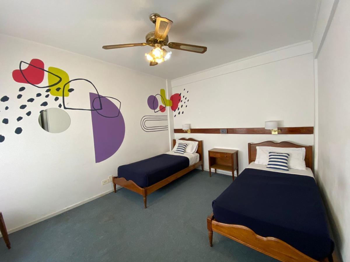 Wanna La Plata Hostel Exterior photo